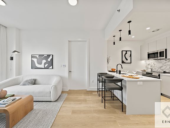 4th image of 354 E 28th St #3E