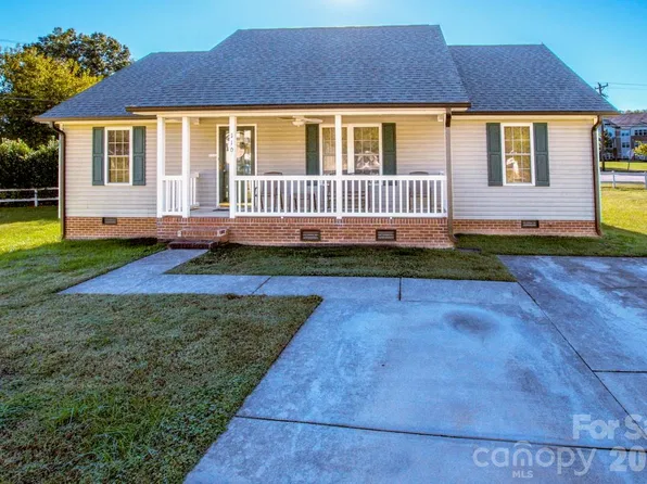 110 Joseph Ln, Mooresville, NC 28115