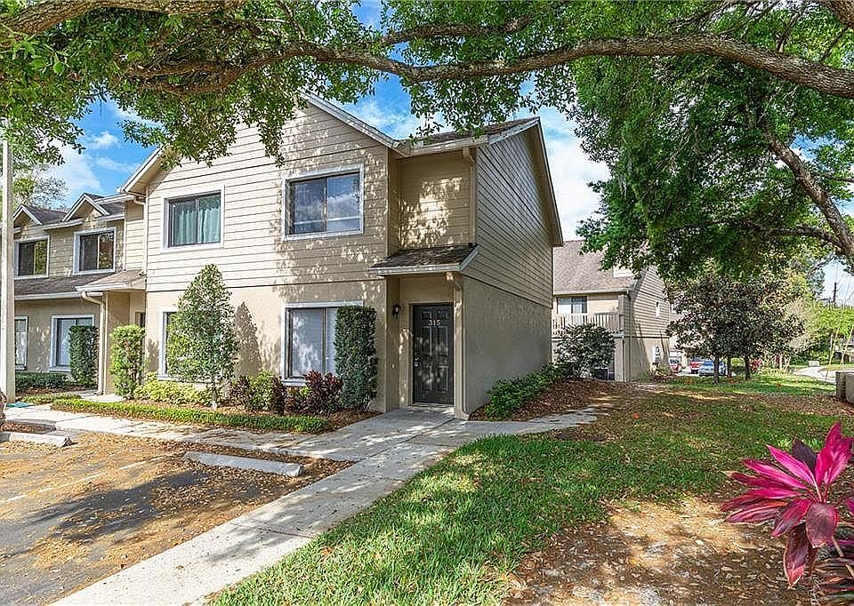 1st image of 315 Sandlewood Trl #315