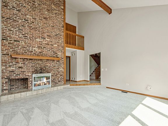 4th image of 25180 N Ivy Ln