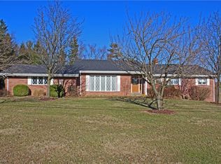 16 Hunter Ln, Colliers, WV 26035
