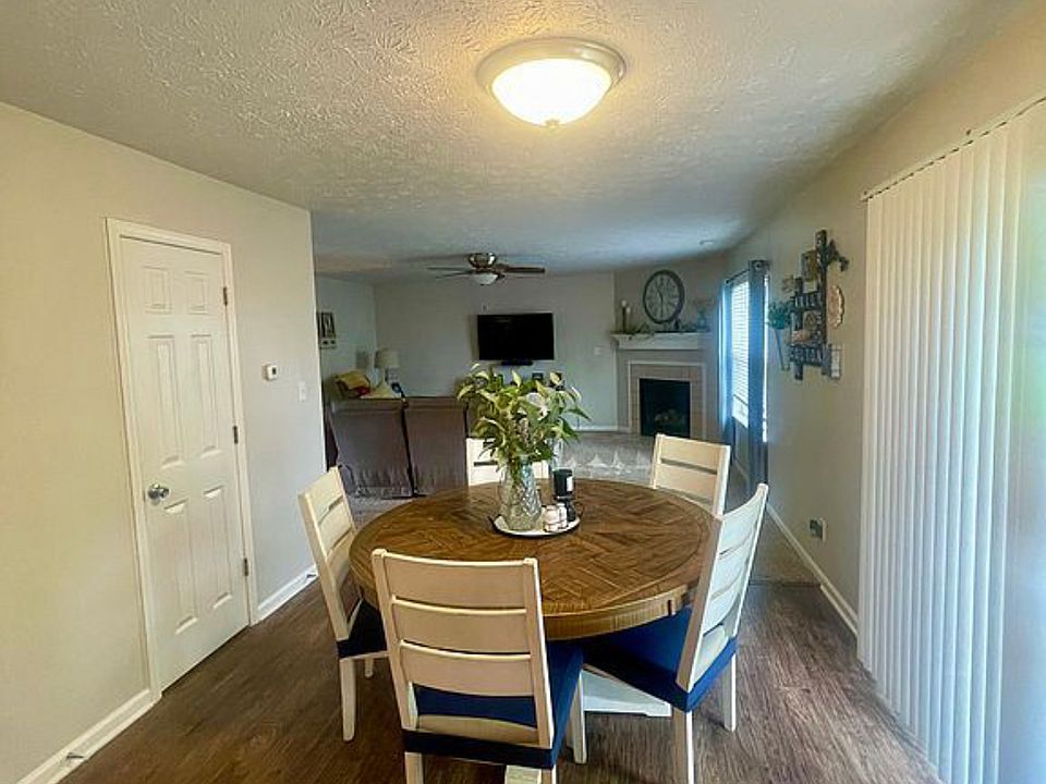 2nd image of 710 Morgan Way