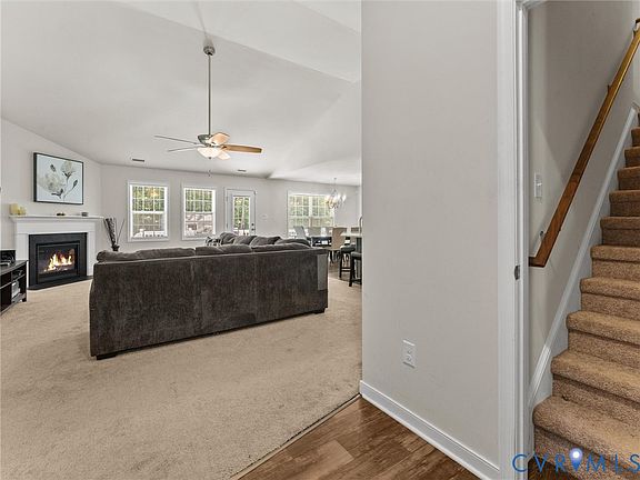 4th image of 5513 Bankstown Ln