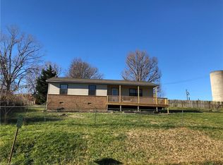 5005 Old Marlboro Rd, Sophia, NC 27350