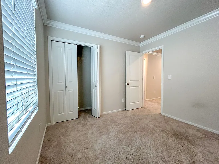 497 Himalaya St NE — Photo 22