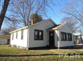 1323 S 10th St, Pekin, IL