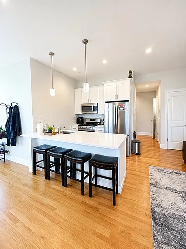 353 Dorchester St #5 Photo 1