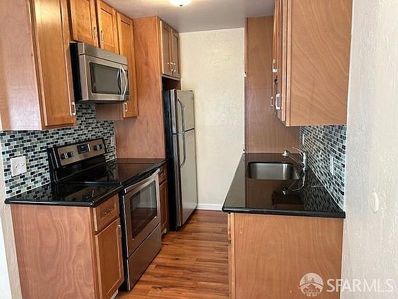 2nd image of 665 San Bruno Ave APT 1