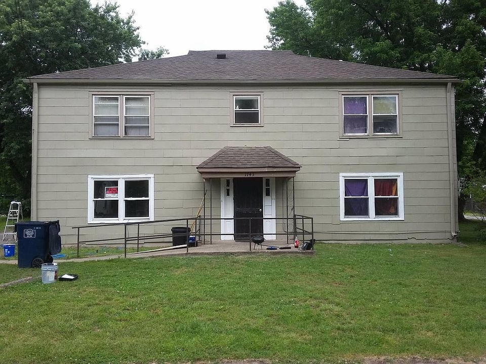 Front of Building with ramp access