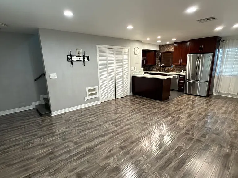 618 N Howard St #138 — Photo 11