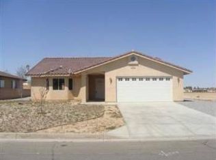 14800 Rivers Edge Rd, Helendale, CA 92342