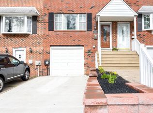 9968 Hegerman St, Philadelphia, PA 19114