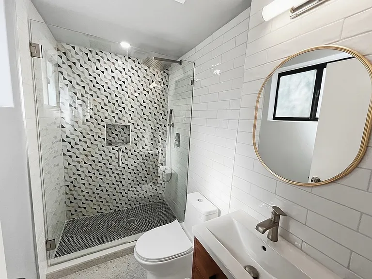 1523 E San Lorenzo Rd — Photo 18