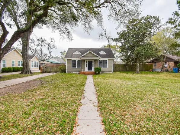 301 Fannin St, Richmond, TX 77469