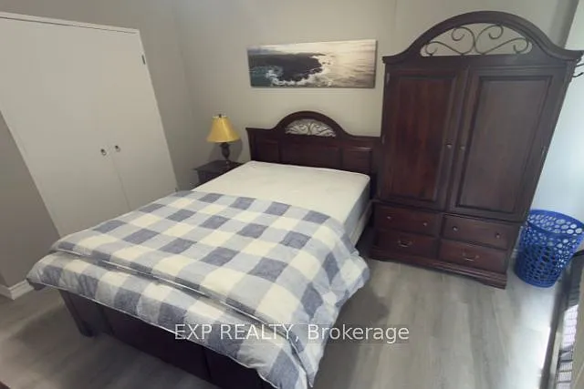 150 Charlton Ave E #608 — Photo 24