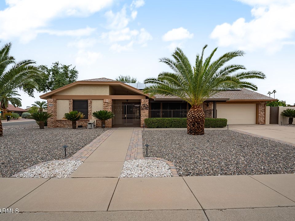 1st image of 18602 N 138TH Avenue