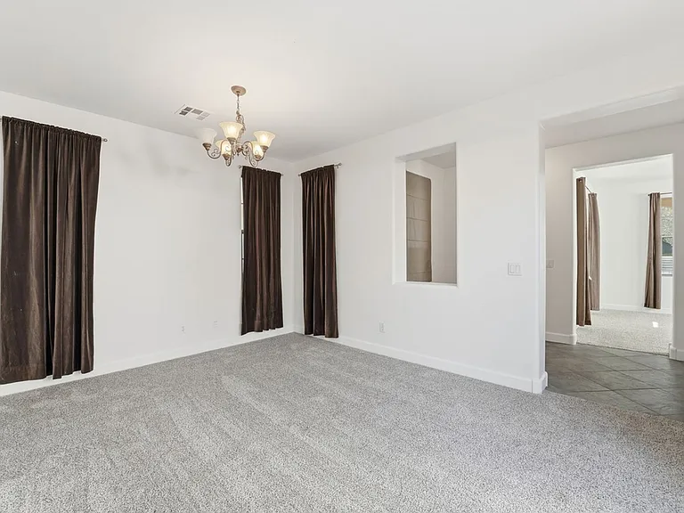 15391 W Dreyfus St — Photo 16