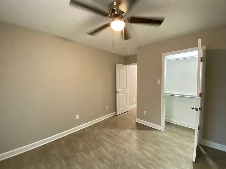 413 Sparrow Rd — Photo 10