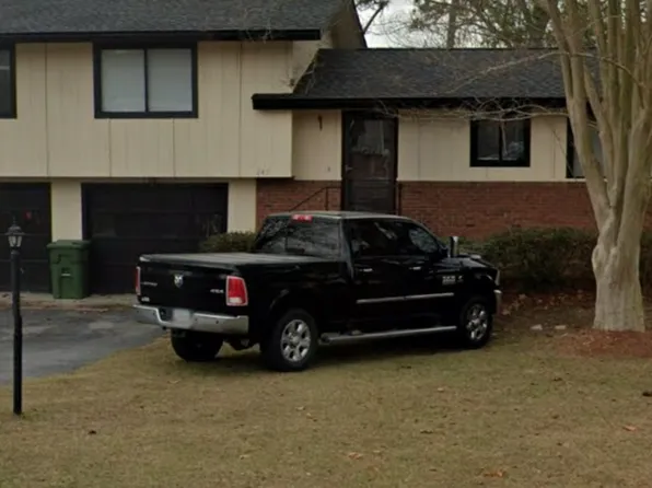 (undisclosed Address), Moultrie, GA 31768
