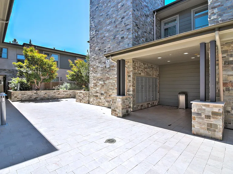 960 N San Antonio Rd #226 — Photo 22