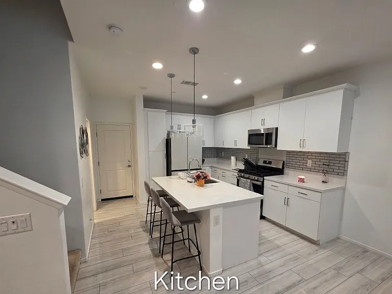8356 Explorer St — Photo 9