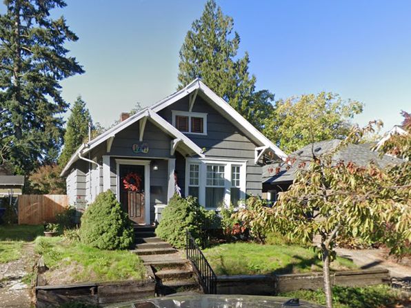 1241 NE 74th Ave