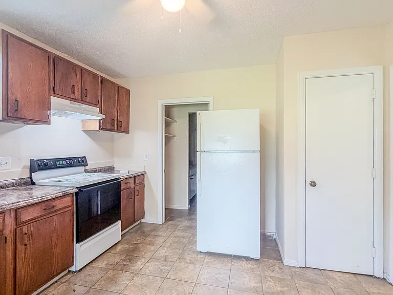 510 Gordon Ave #A — Photo 5