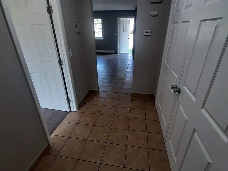 40 Walnut St — Photo 13