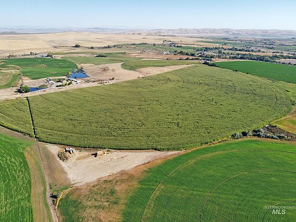 3rd image of 3850 Greenfield Rd