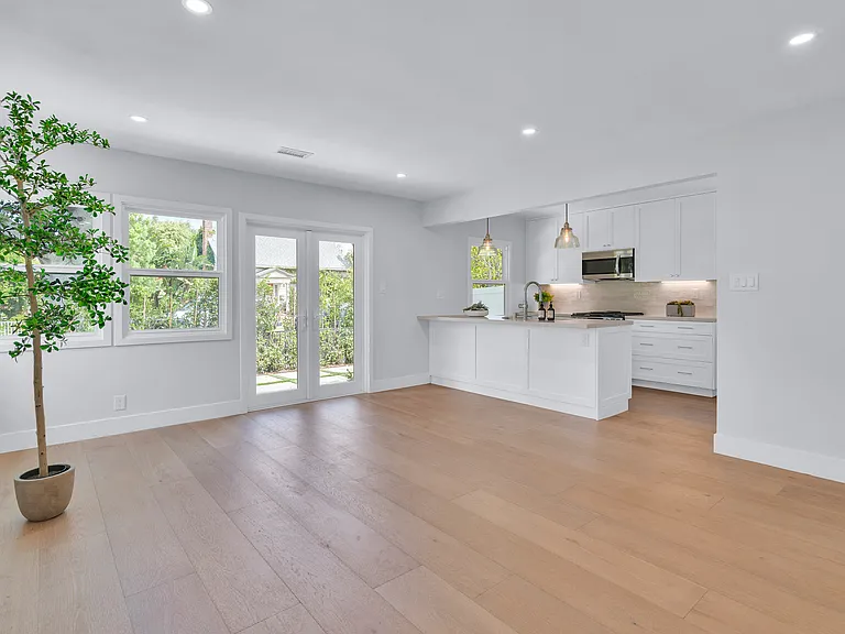 1022 Grant St #A — Photo 1