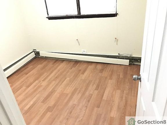 5th image of 6427 S Evans Ave