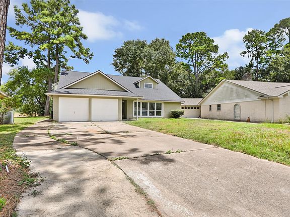 3rd image of 5914 Lawn Ln