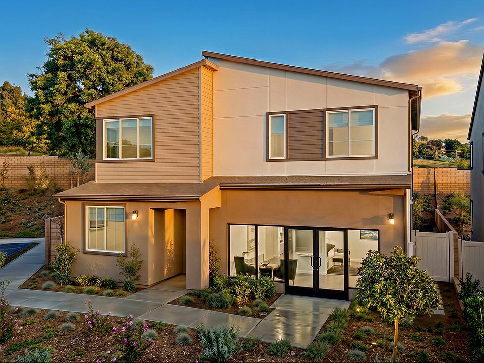 738 Miravar Place