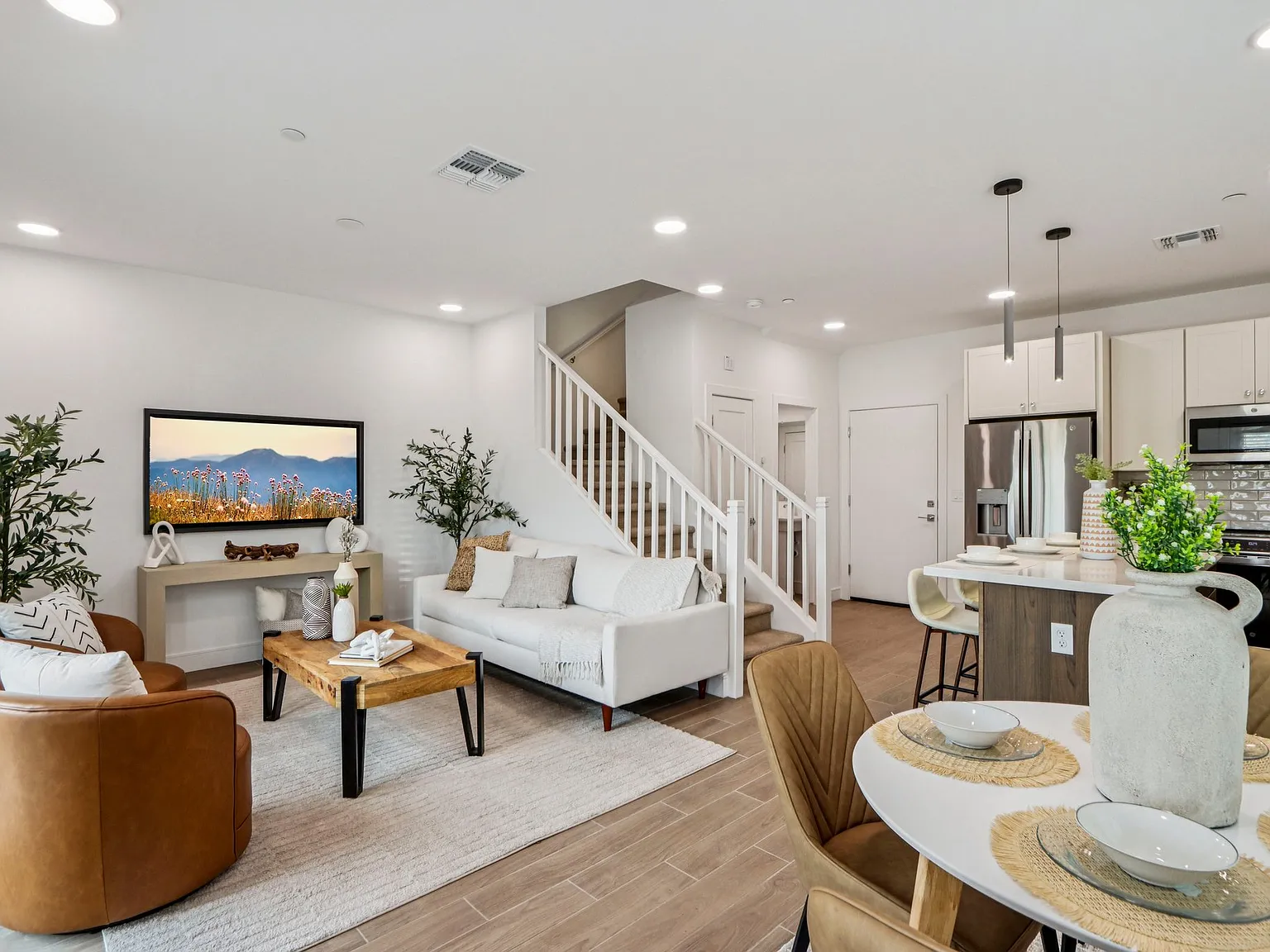 Elevate at Red Mountain Townhomes — Photo 3
