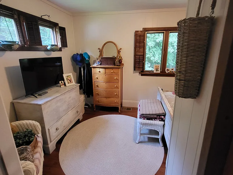 22 Hill St — Photo 12