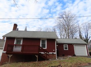 4 Keighley Pond Rd, East Hampton, CT 06424