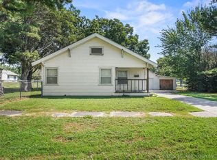 819 S Osage Ave, Okmulgee, OK 74447
