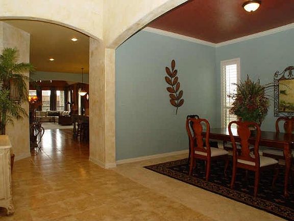 3rd image of 6777 Parker Creek Pl