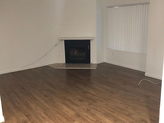 5th image of 1313 Spurgeon St #G