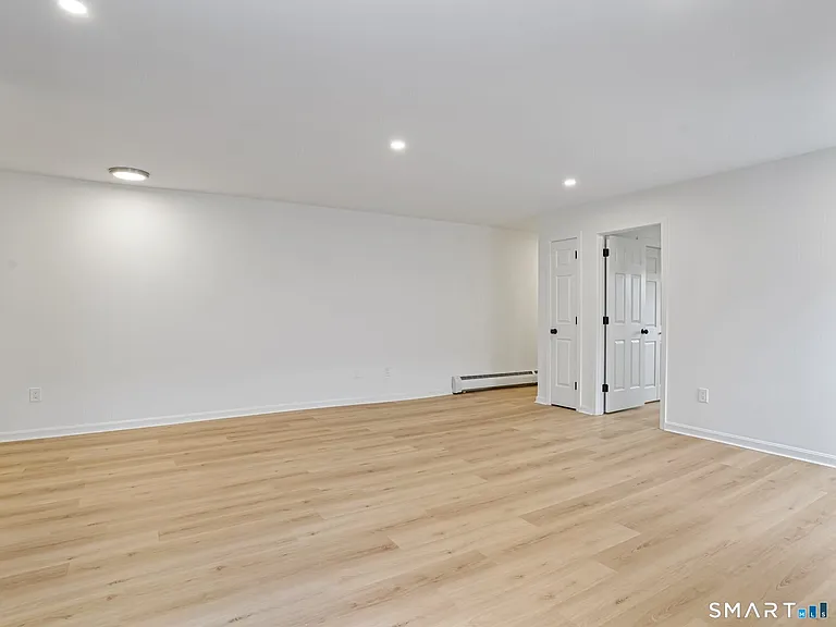 678 Atlantic St #3 — Photo 5