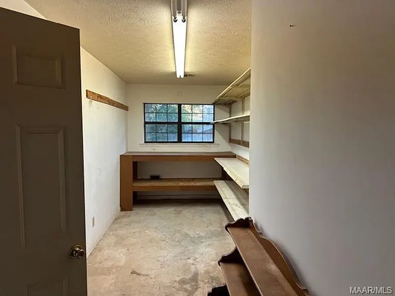 817 Dumont Dr — Photo 16