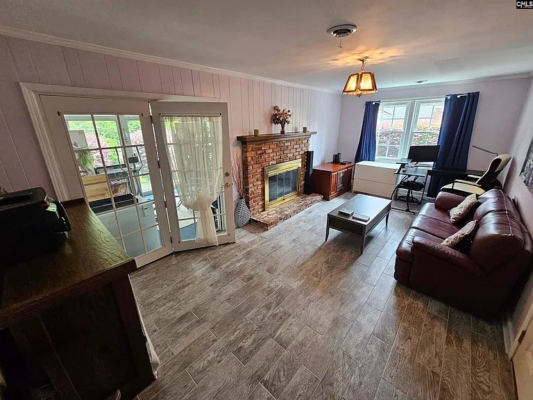 625 Challedon Dr — Photo 21