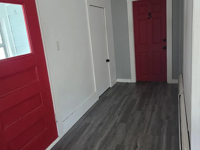 17 Clinton Ave #3 — Photo 16