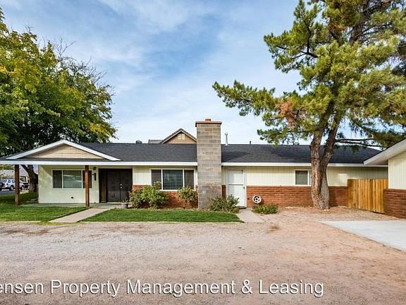 4th image of 884 N Black Rock Dr