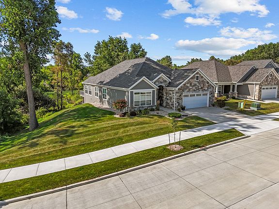 2nd image of 2179 E Baldeagle Dr