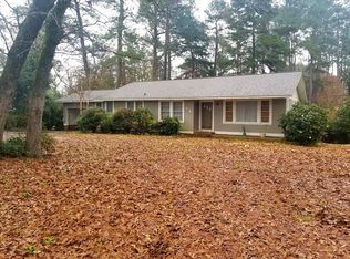 17 Sunset Rd, Laurel, MS 39440