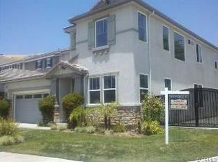 22205 Celestial Ln, Saugus, CA 91390