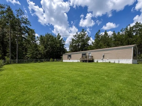 3370 Clifton Rd, Savannah, TN 38372