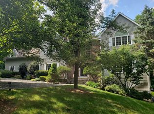 77 Graenest Ridge Rd, Wilton, CT 06897