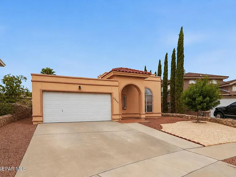 1308 Rose Bud Ln — Photo 22
